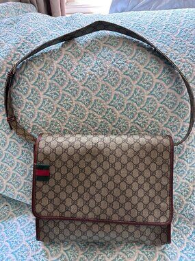 Vintage Gucci GG Supreme Web Messenger Shoulder Bag | Brown Leather | Made in It